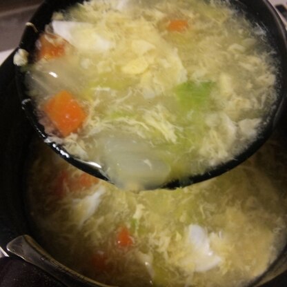 しめじがなかったのですが、いろんな野菜を入れてもおいしくなりそうですね♪冬にはスープがかかせませんね♪